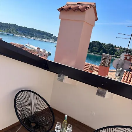 Villa Seaview! 3-Apartments In Old Town!