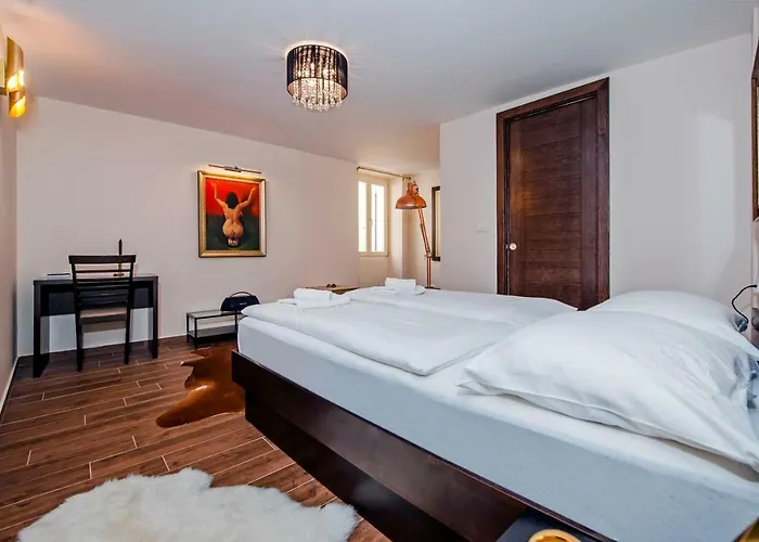 Nea Seaview 3-apartments! Ρόβινι