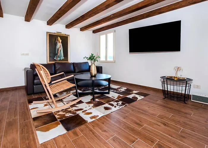 Nea Seaview 3-apartments! * Ρόβινι