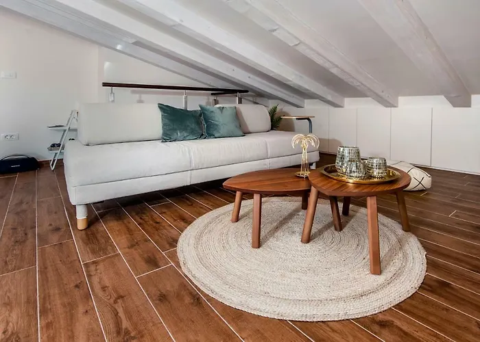 Seaview! 3-apartments In Old Town! Apartman