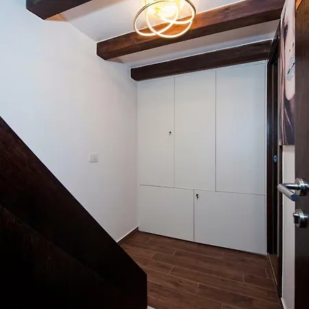 Nea Seaview 3-apartments! * Rovinj