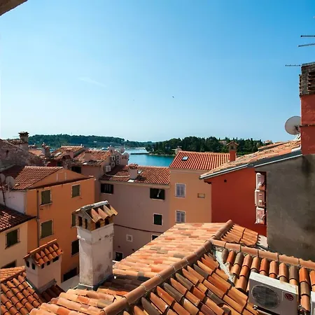 Nea Seaview 3-apartments! Apartmán Rovinj