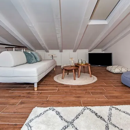 Nea Seaview 3-apartments! Apartament Rovinj