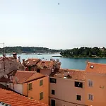 Seaview! 3-apartments In Old Town! * Rovinj