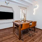 Seaview! 3-apartments In Old Town! * Rovinj