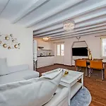 Appartement Seaview! 3-apartments In Old Town!
