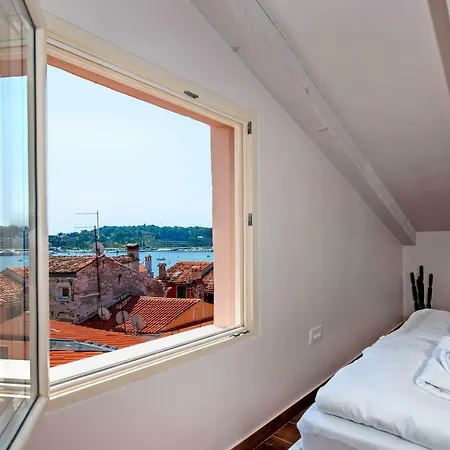 Seaview! 3-apartments In Old Town! Apartman