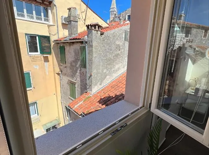 아파트 Seaview! 3-apartments In Old Town!