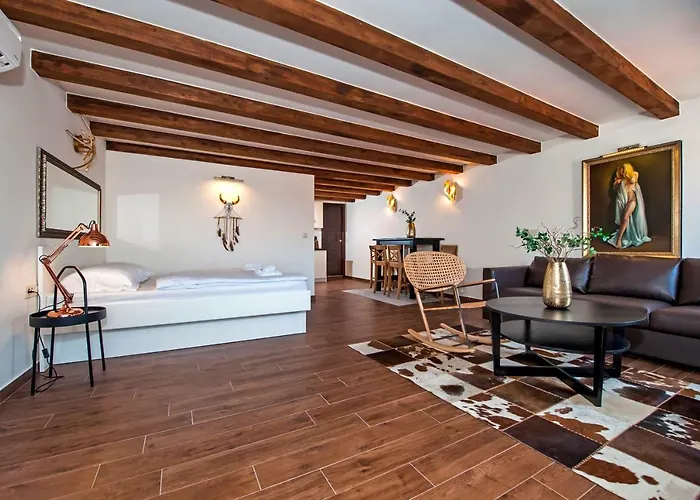 Seaview! 3-apartments In Old Town! 아파트