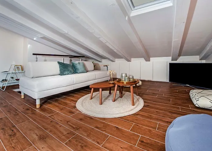 아파트 Seaview! 3-apartments In Old Town! *